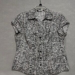 Jones New York Black and White Short Sleeve Button Down Shirt